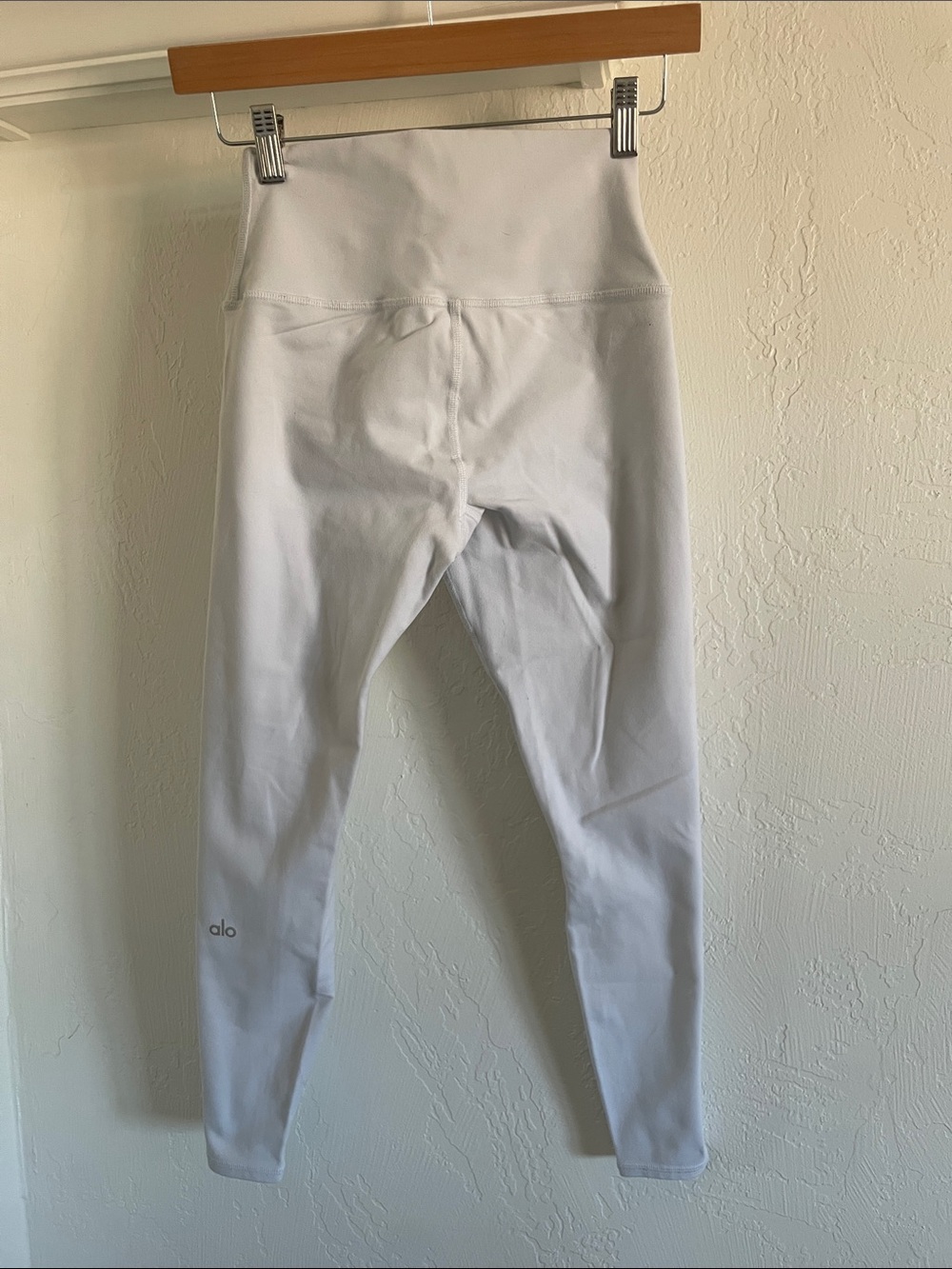ALO Yoga White High-Waist Leggings
